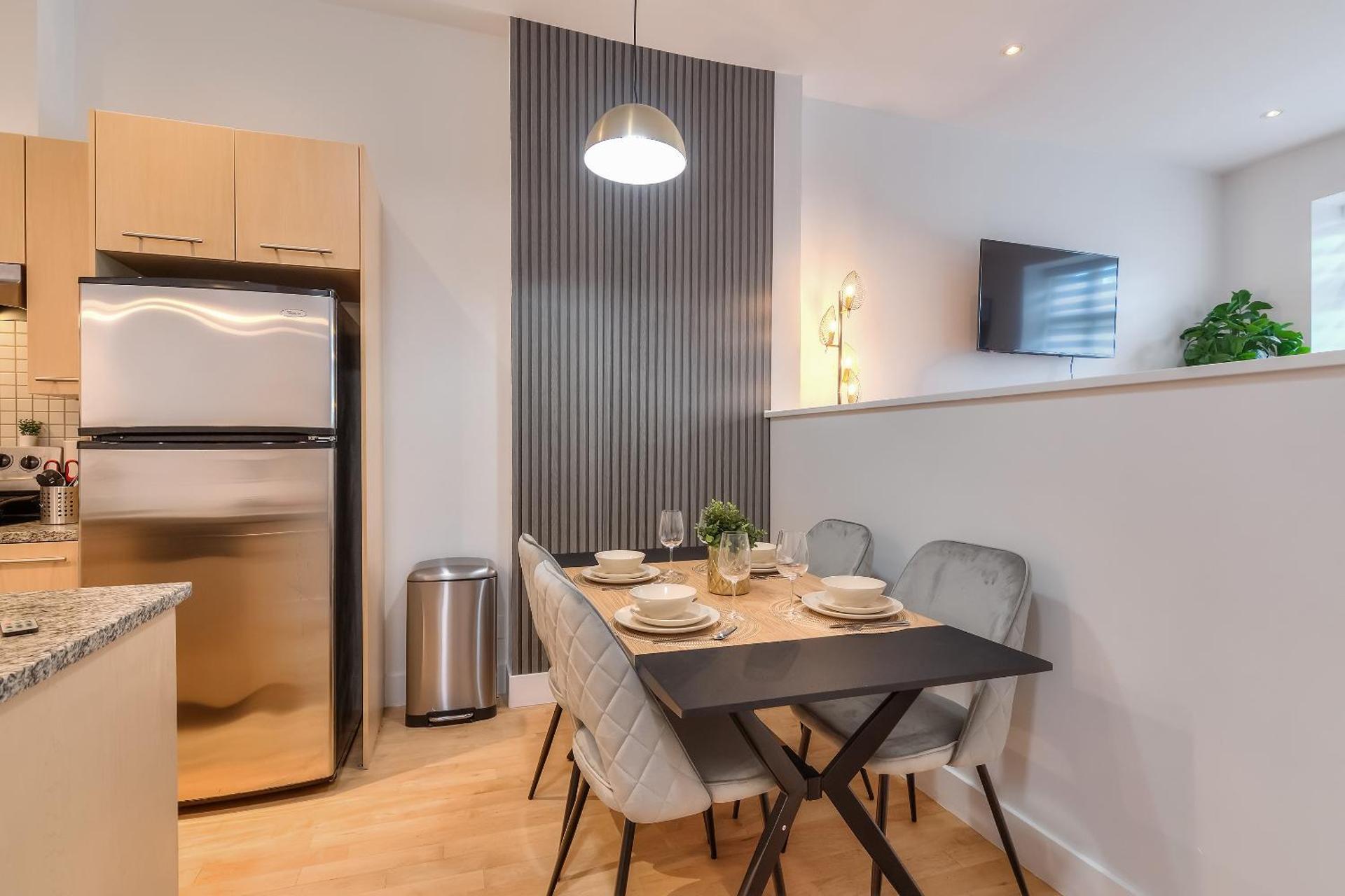 Take a break in a modern loft on Plateau-Mont-Royal