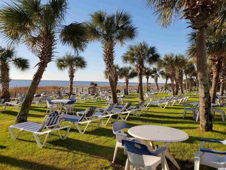 WINTER RATES! Ready Set and Relax, Oceanfront Suite w Jetted tub! B 1134