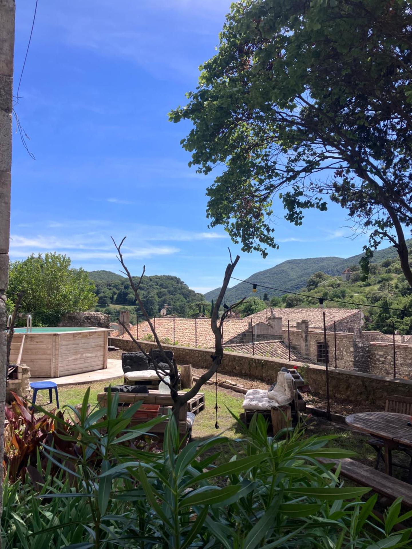 LES JARDINS DE LA CATHÉDRALE chambres d Hôtes gîte de groupe