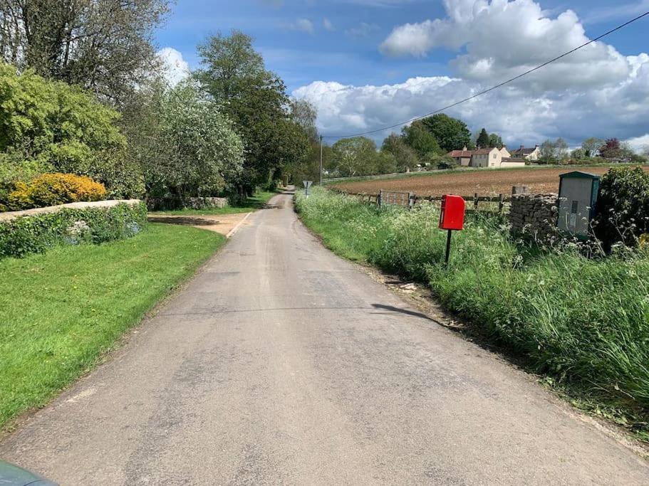 Cosy Cotswolds Retreat near Bath & Castle Combe