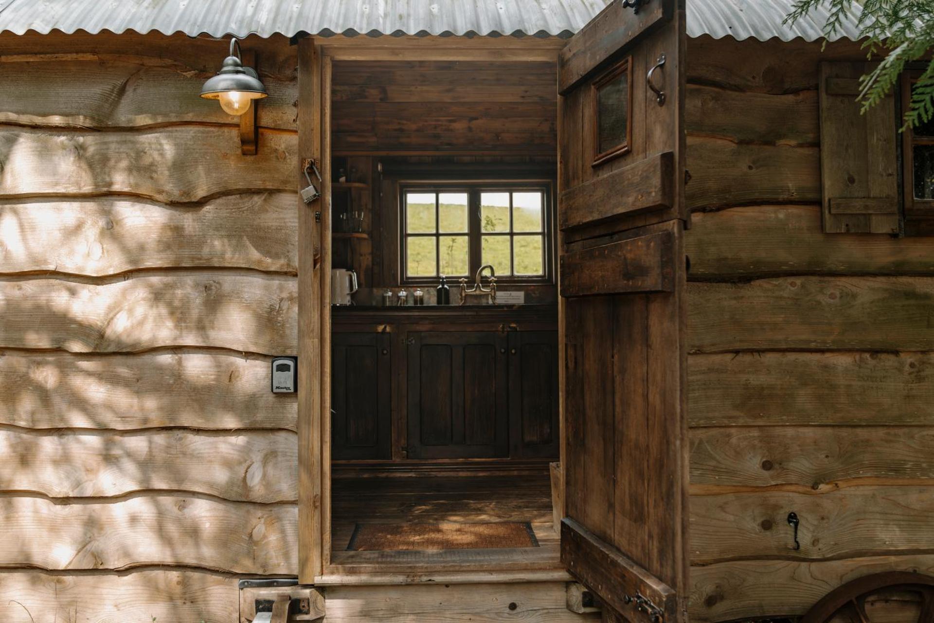 Llethrau Forest & Nature Retreats