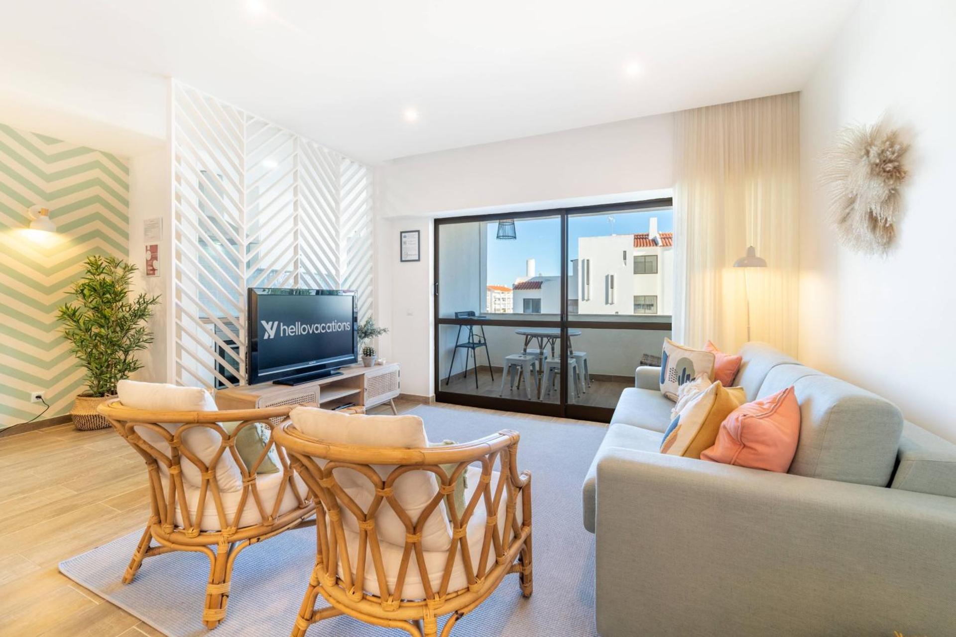 Palmeiras Apartment - 19A by HelloVacations