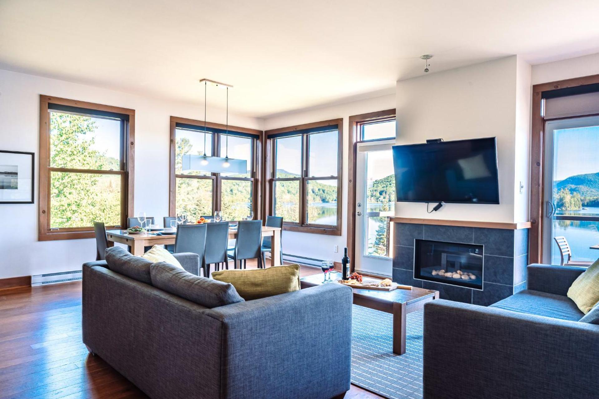 Lakefront, Mountain View - 3 Bedrooms Resort Suite