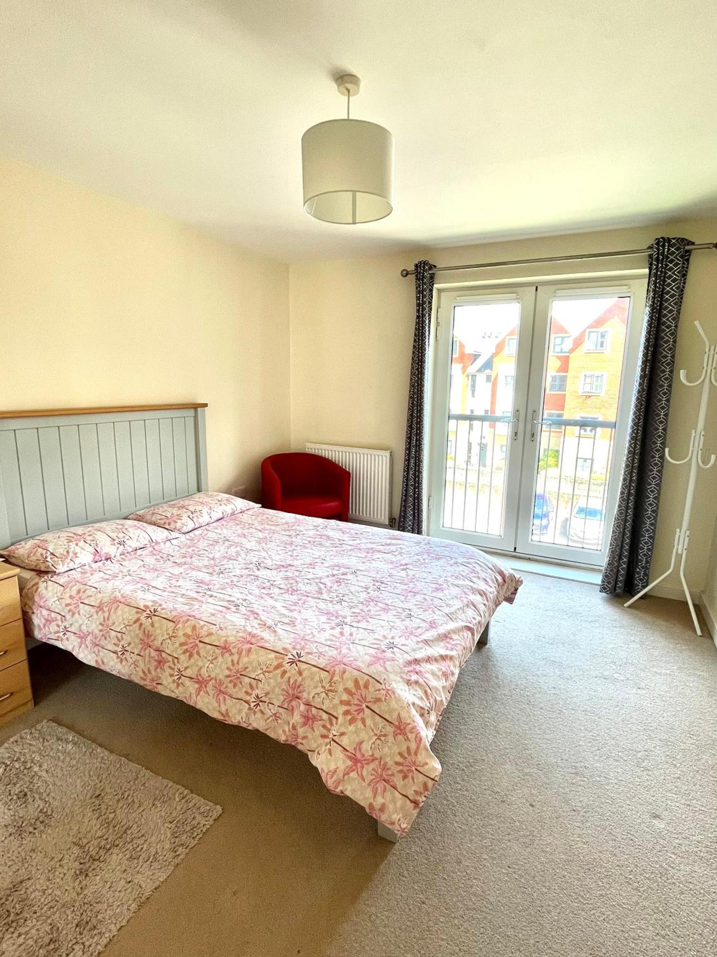 Spacious two bedrooms apartment for business and holiday