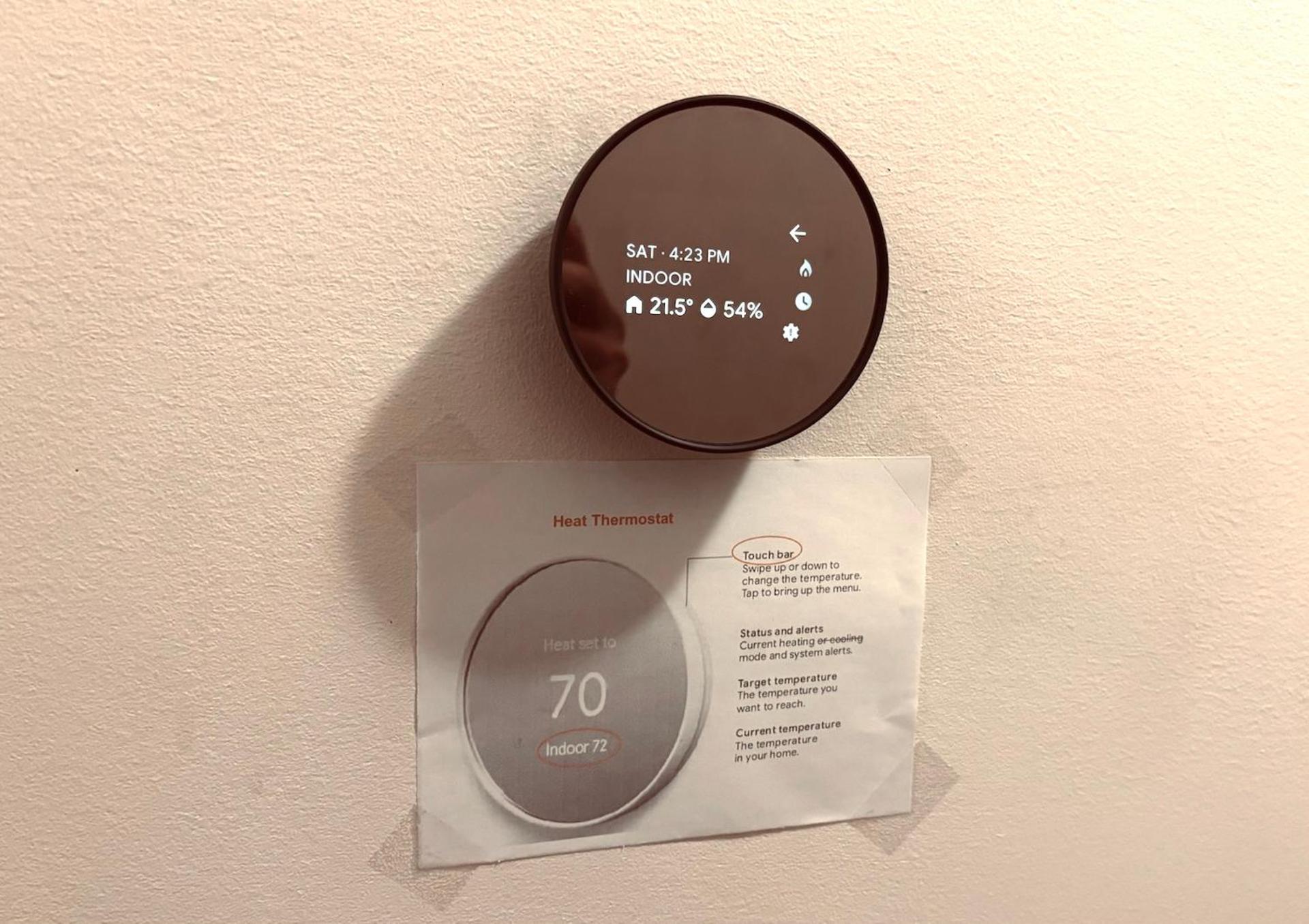 Tina House - Near Skytrain Metrotown