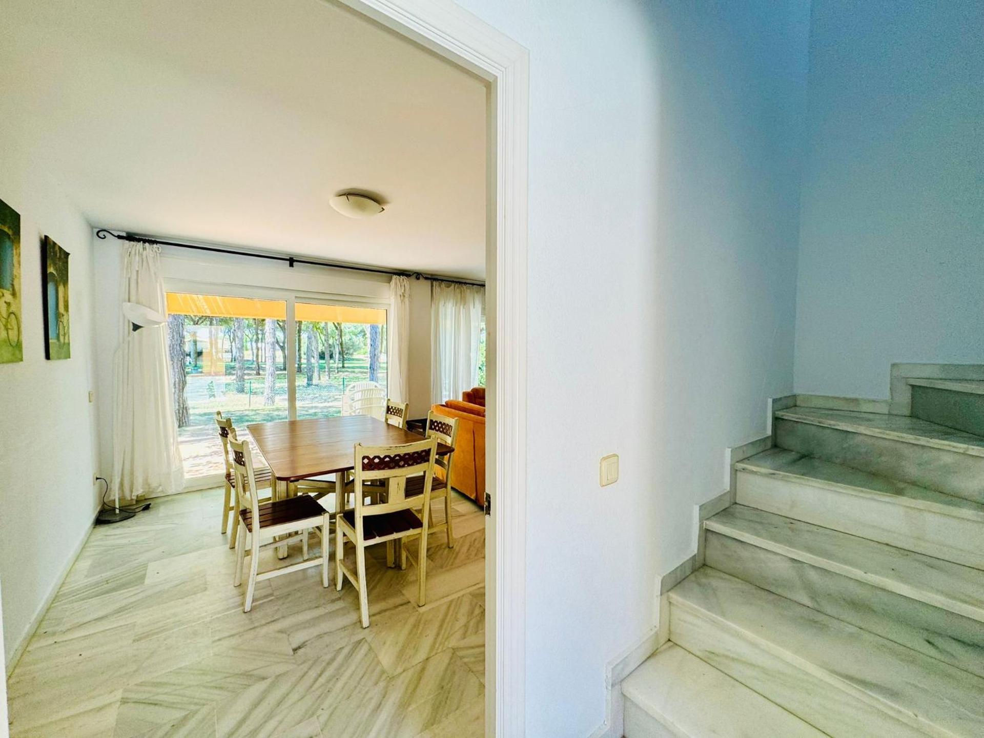 Hoyo 27 con Piscina Grupo AC Gestión