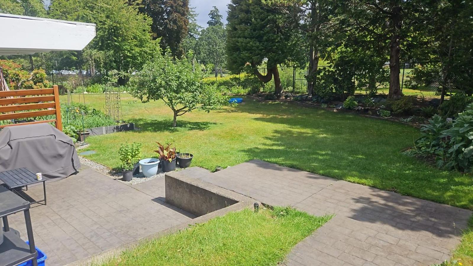 Lovely 1 Bedroom Suite Near Town