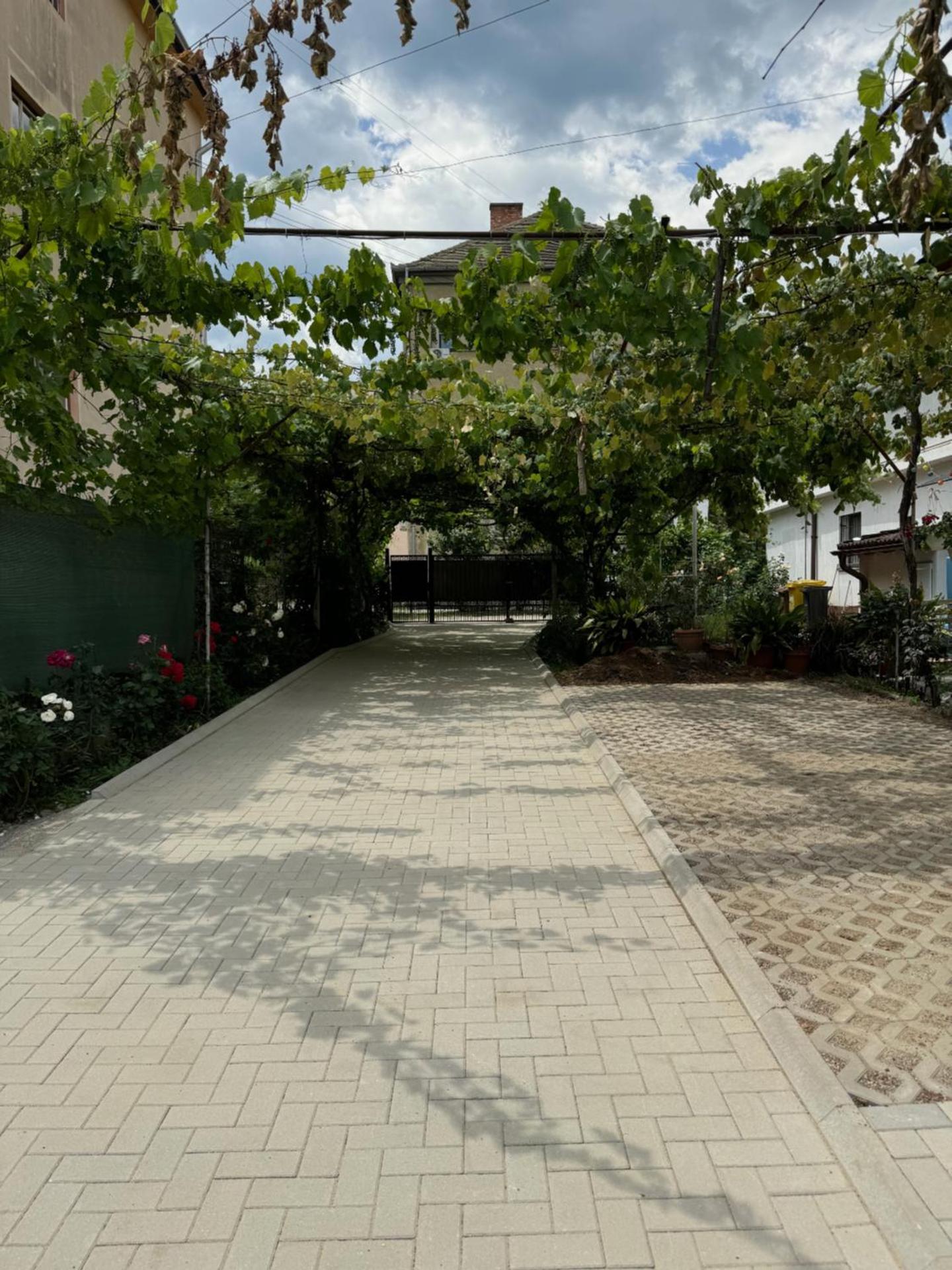 Inner courtyard view