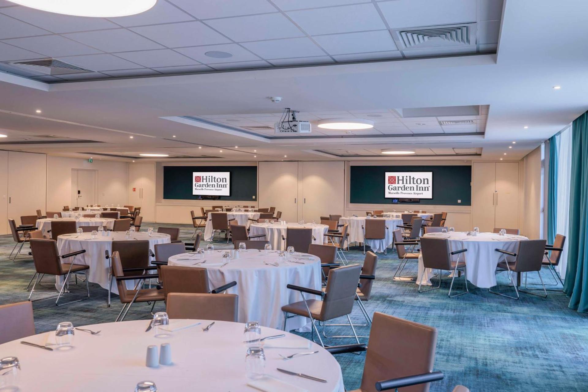 Meeting/conference room