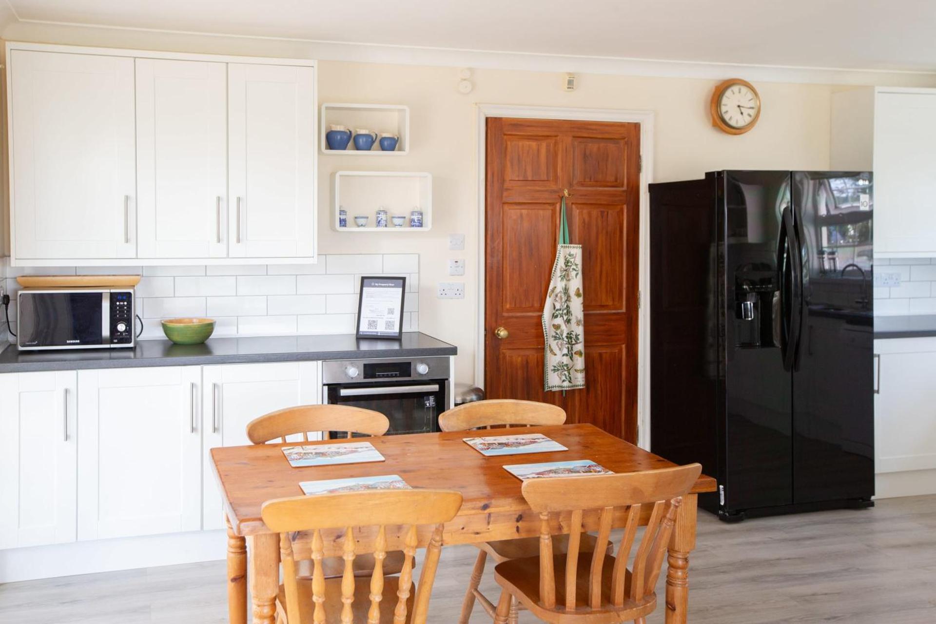 Stunning 6 Bedroom Cottage near Cornish Coast