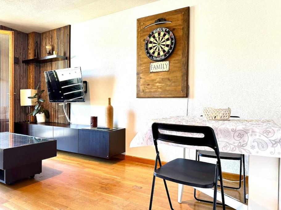 Mountain by Pirineos360 Garaje y mascotas