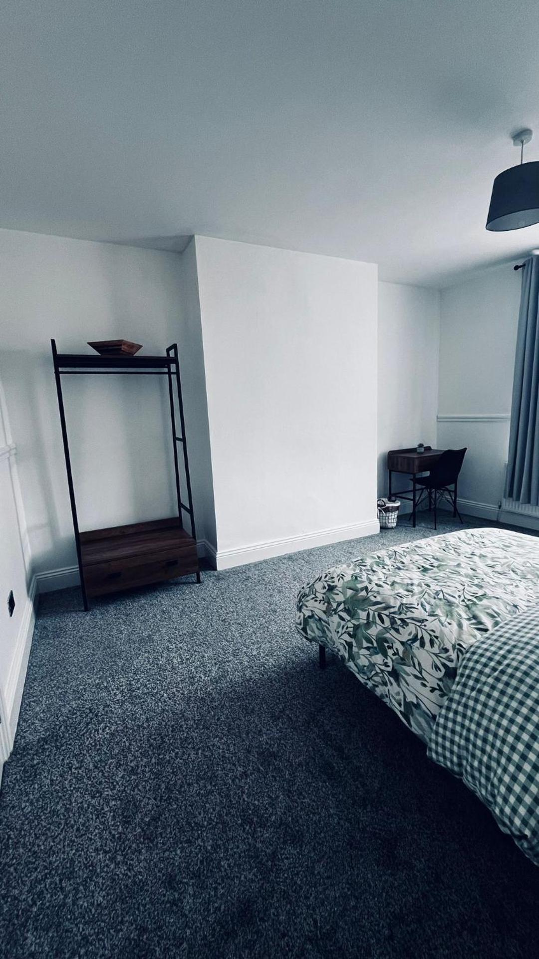 Lansdowne Apartments