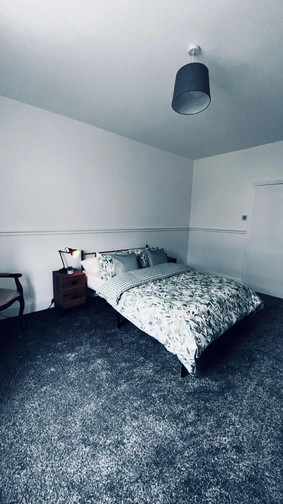 Lansdowne Apartments