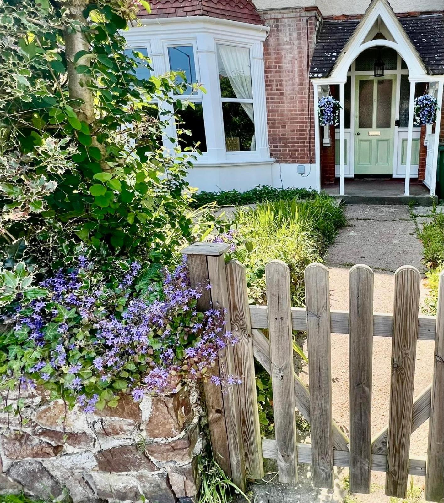 Cosy Ground Floor Apartment