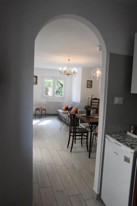 Casa Iride, appartamento con grazioso giardino