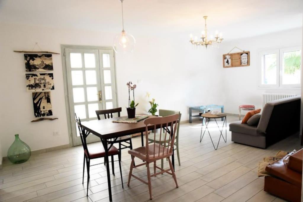 Casa Iride, appartamento con grazioso giardino