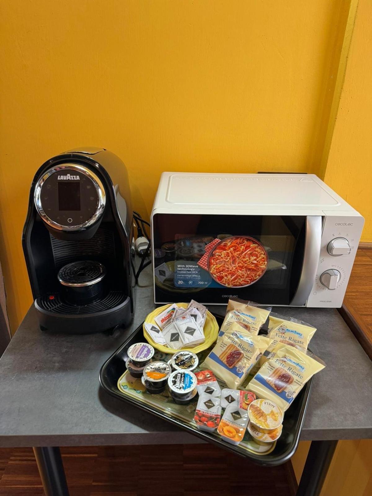 Coffee/tea facilities