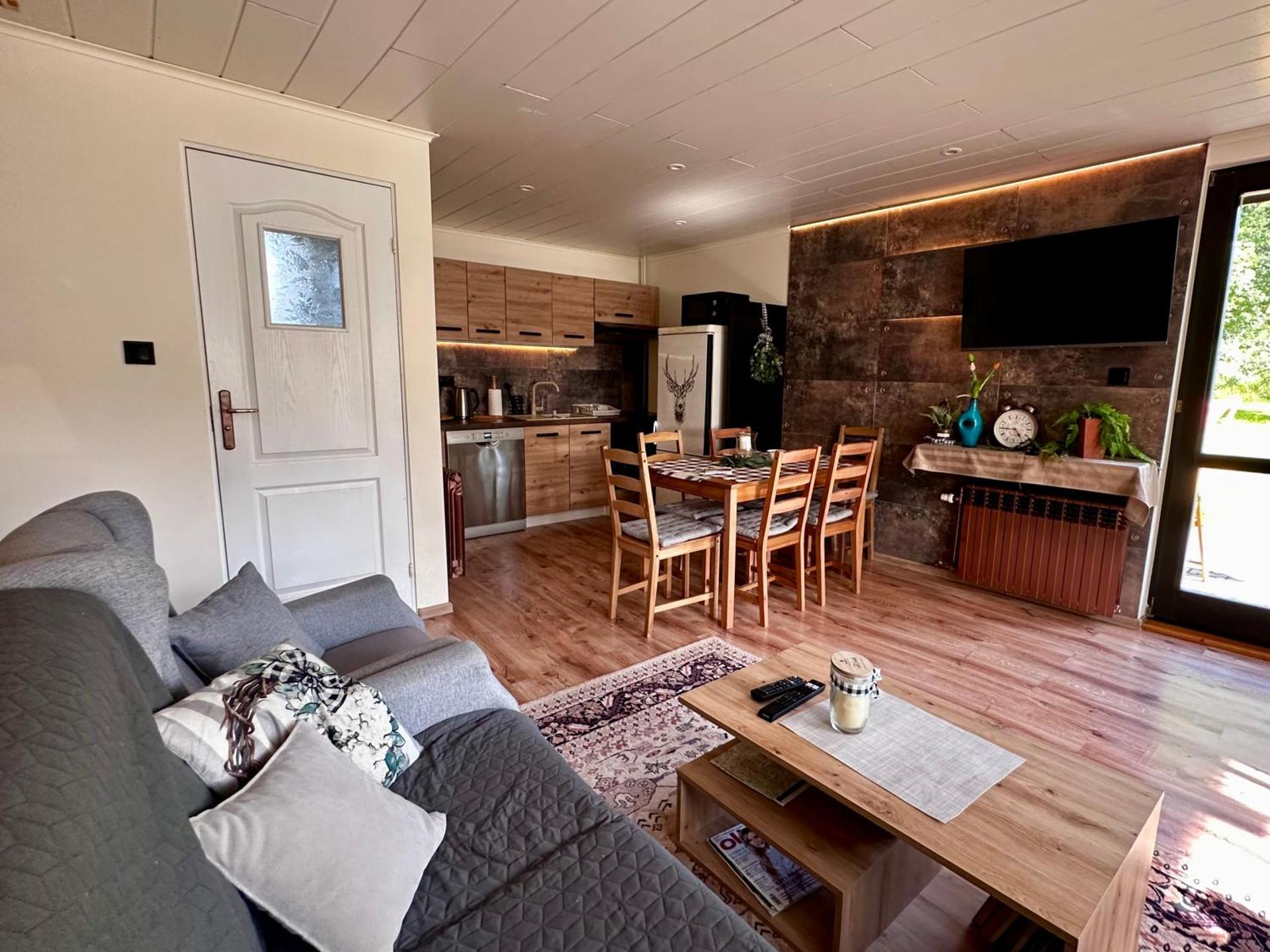 Ustronne Chatki - Górska Ostoja