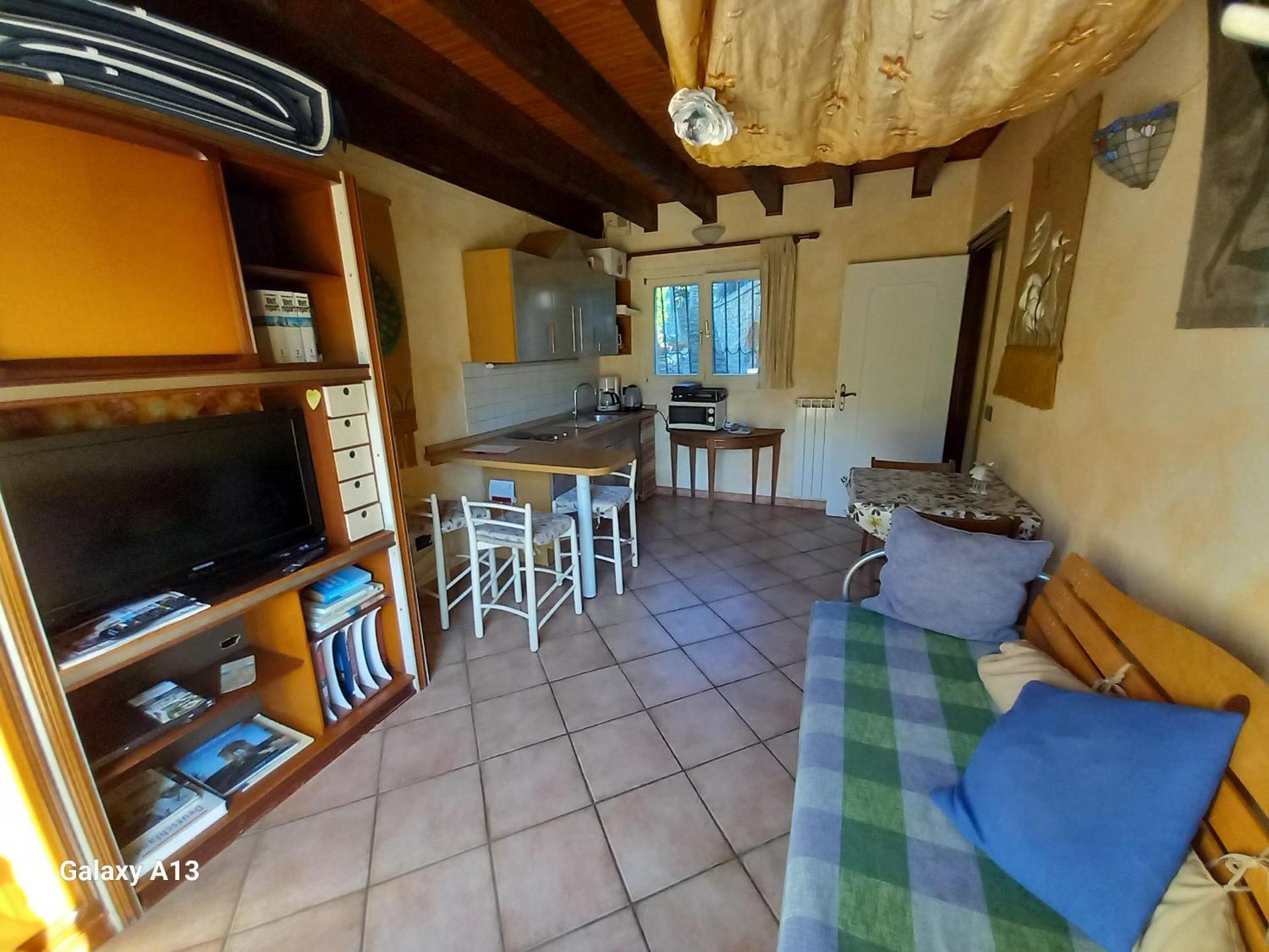 Two-Bedroom Apartment - Split Level