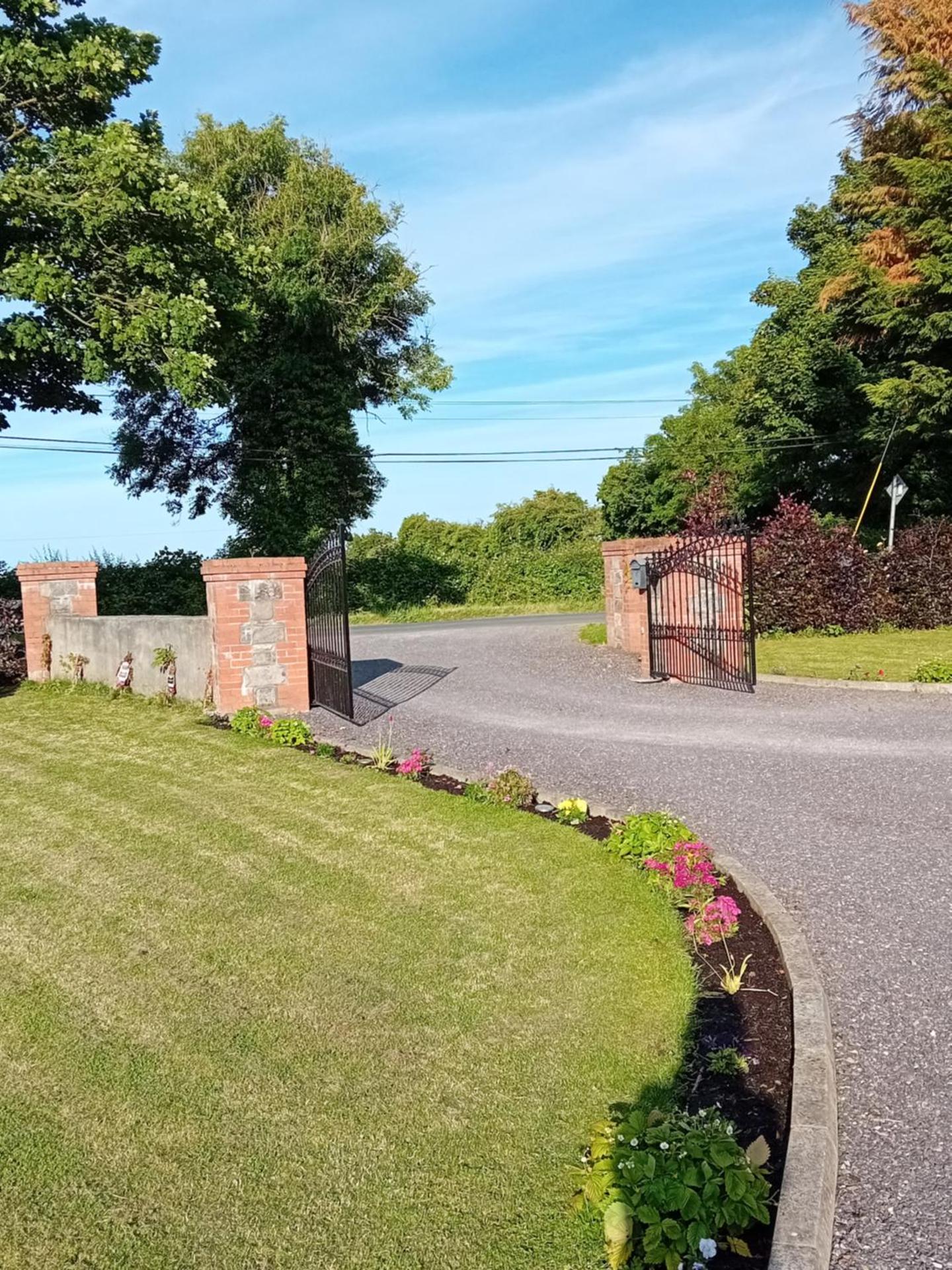 White Quarry Hse Quarry Road