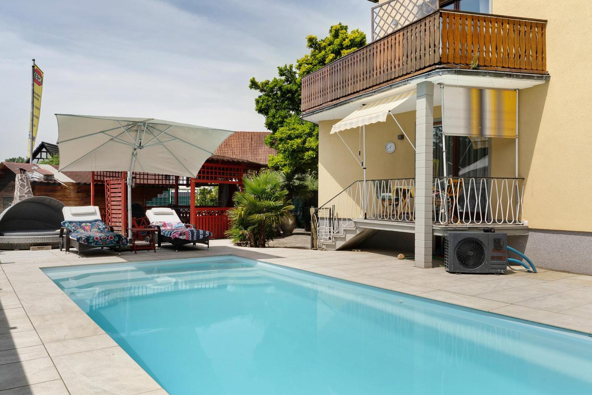 Moderne offene Dachgeschoßwohnung