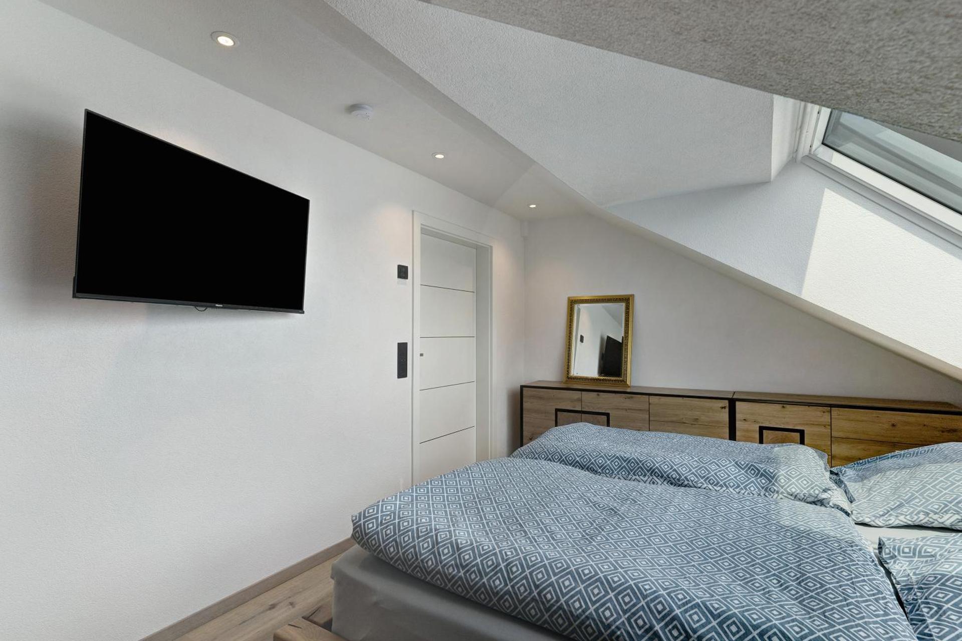 Moderne offene Dachgeschoßwohnung