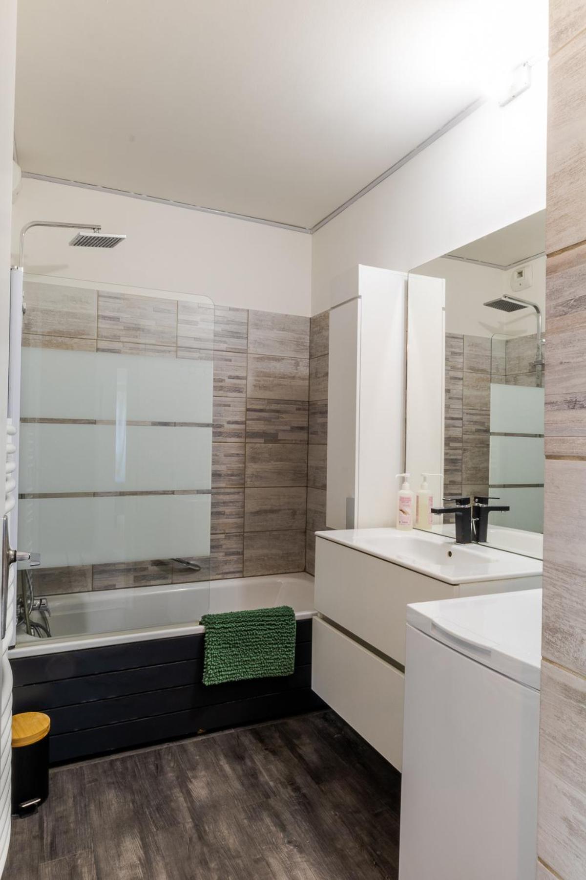 Eden Lac et Montagnes