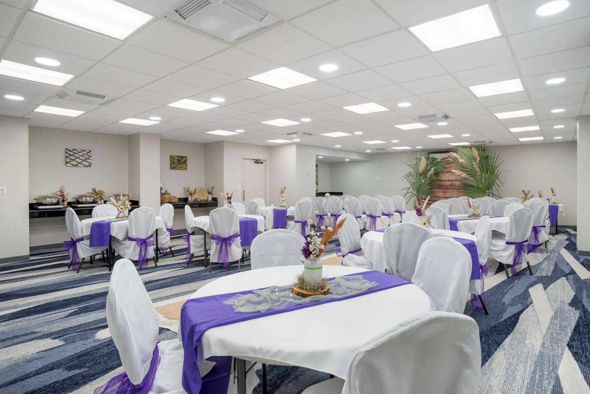 Meeting/conference room