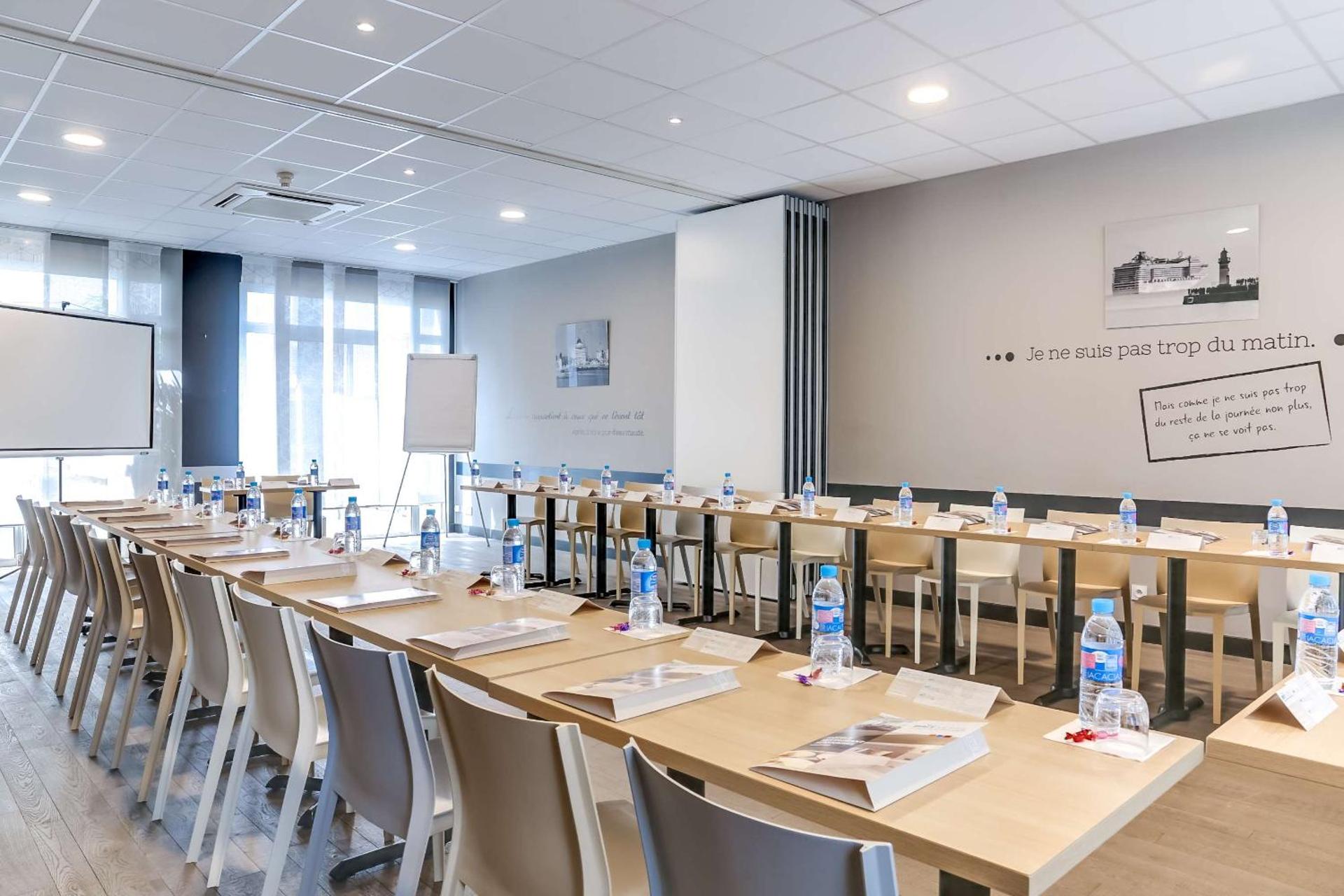 Meeting/conference room