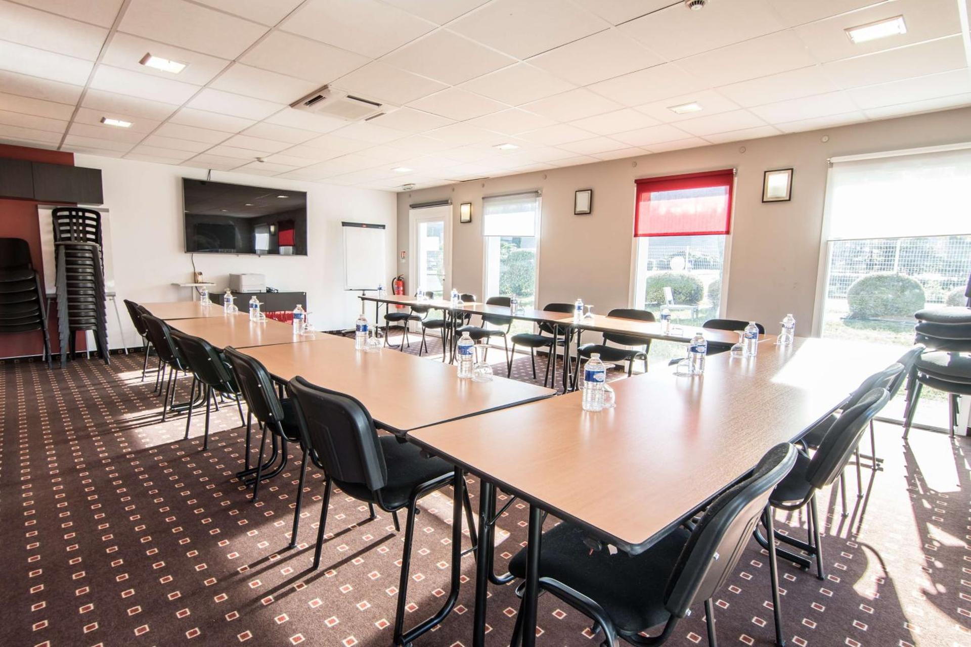 Meeting/conference room