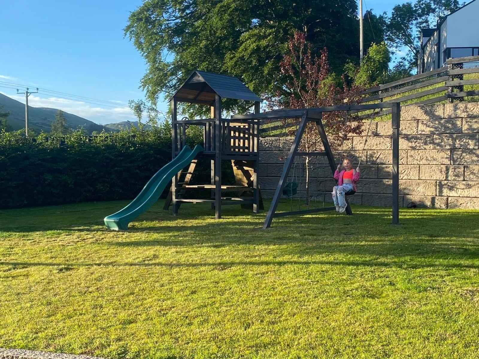 Rostrevor Valley House -Mountainside Hot Tub View