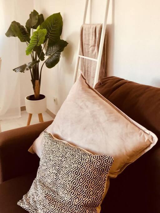 Apartamento con WIFI y piscina cerca del mar