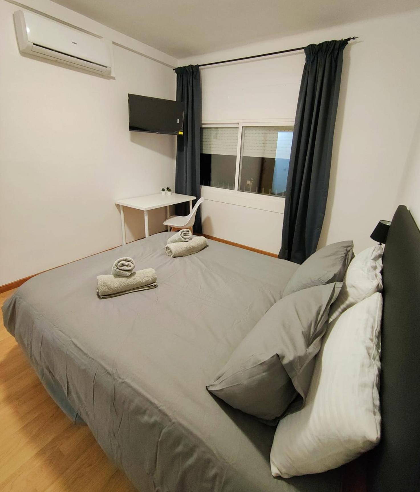 Apart Granollers Centre