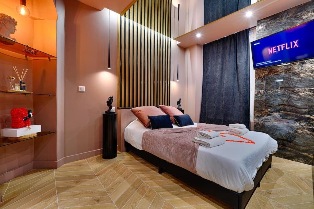 Welcome to Secret Love