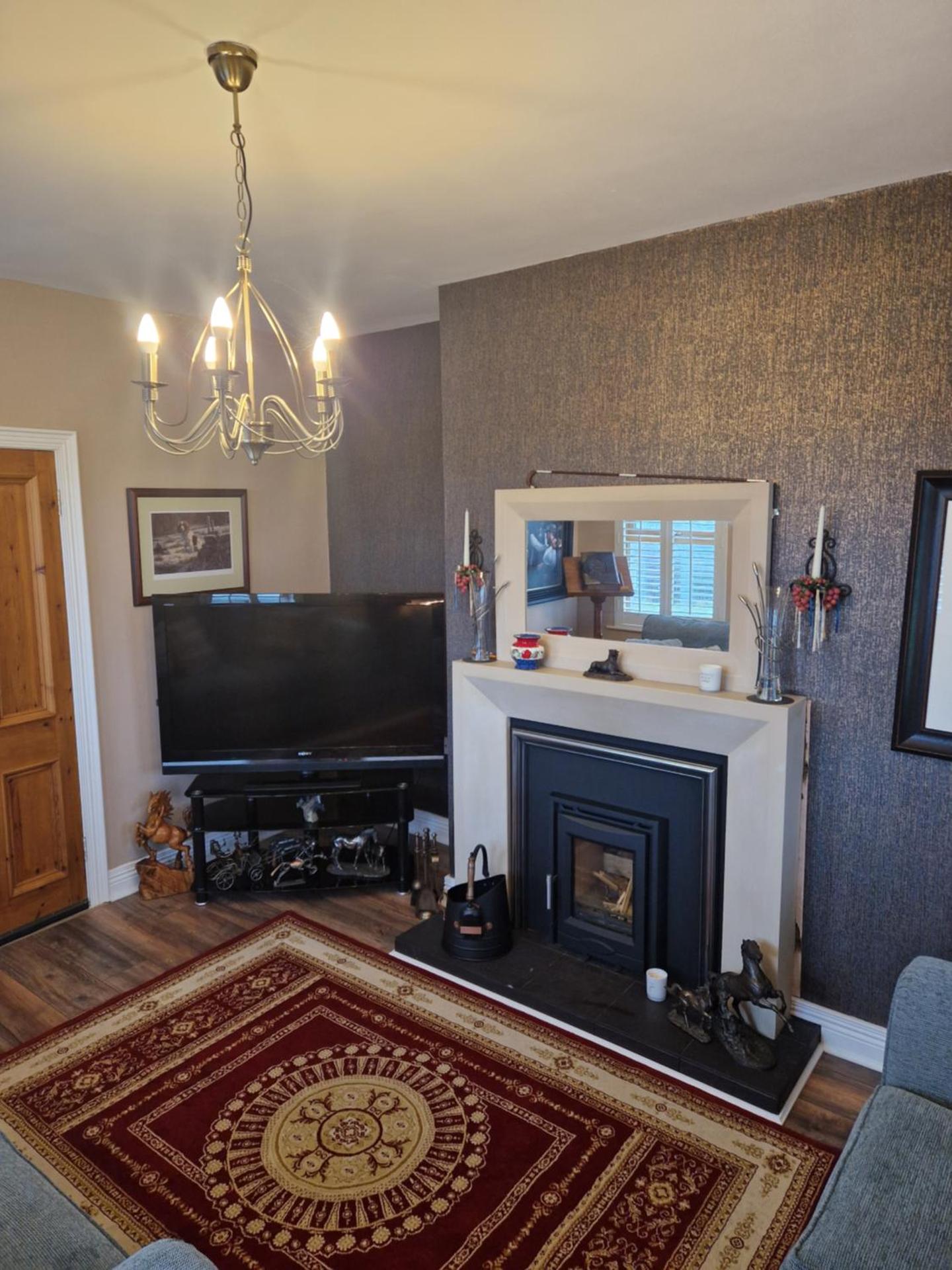 Communal lounge/ TV room