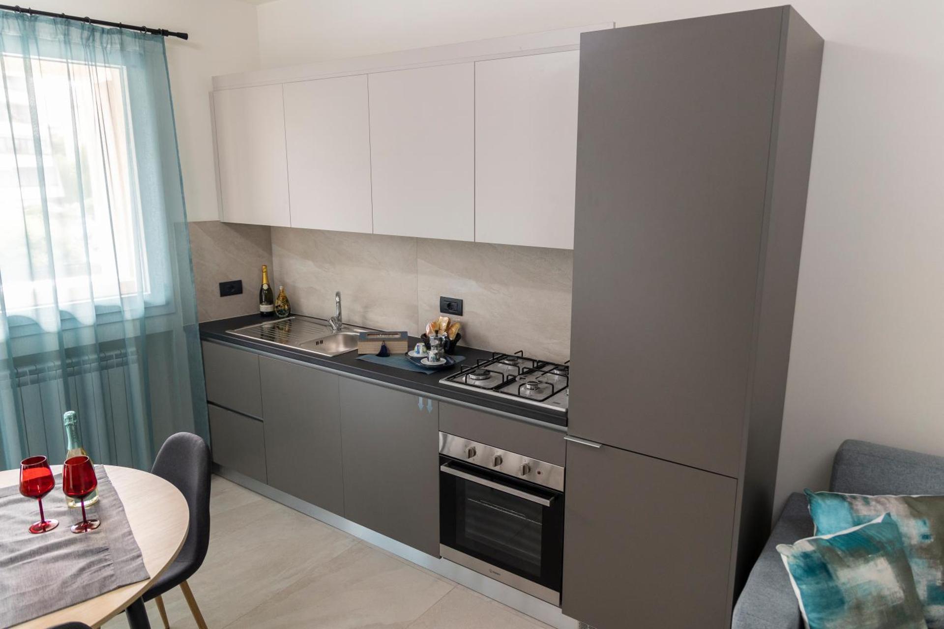 Kitchen or kitchenette