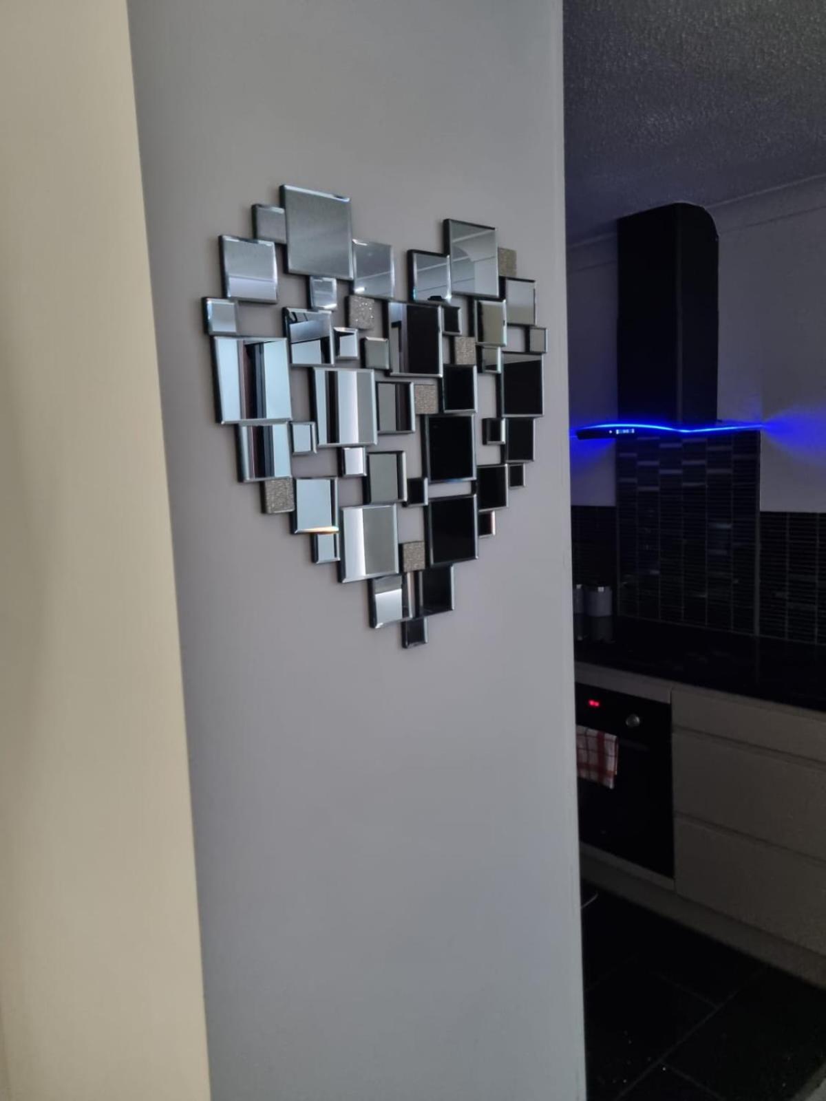 Stylish London Apartment & Free Parking