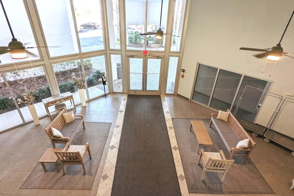 Enjoy Sunsets at Fully Equipped 2BR Condo on Beach