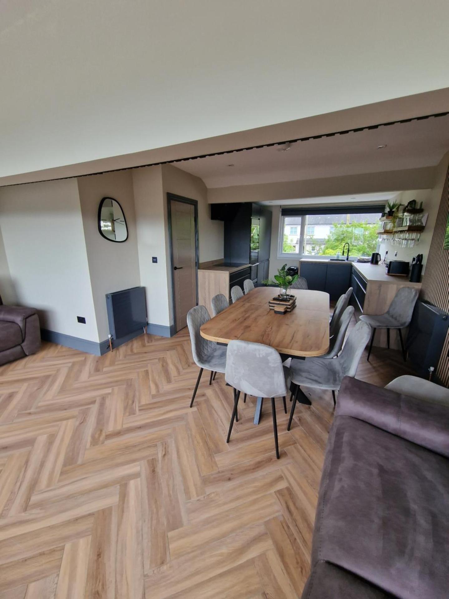 Townhouse - 6 Bed Hot Tub House