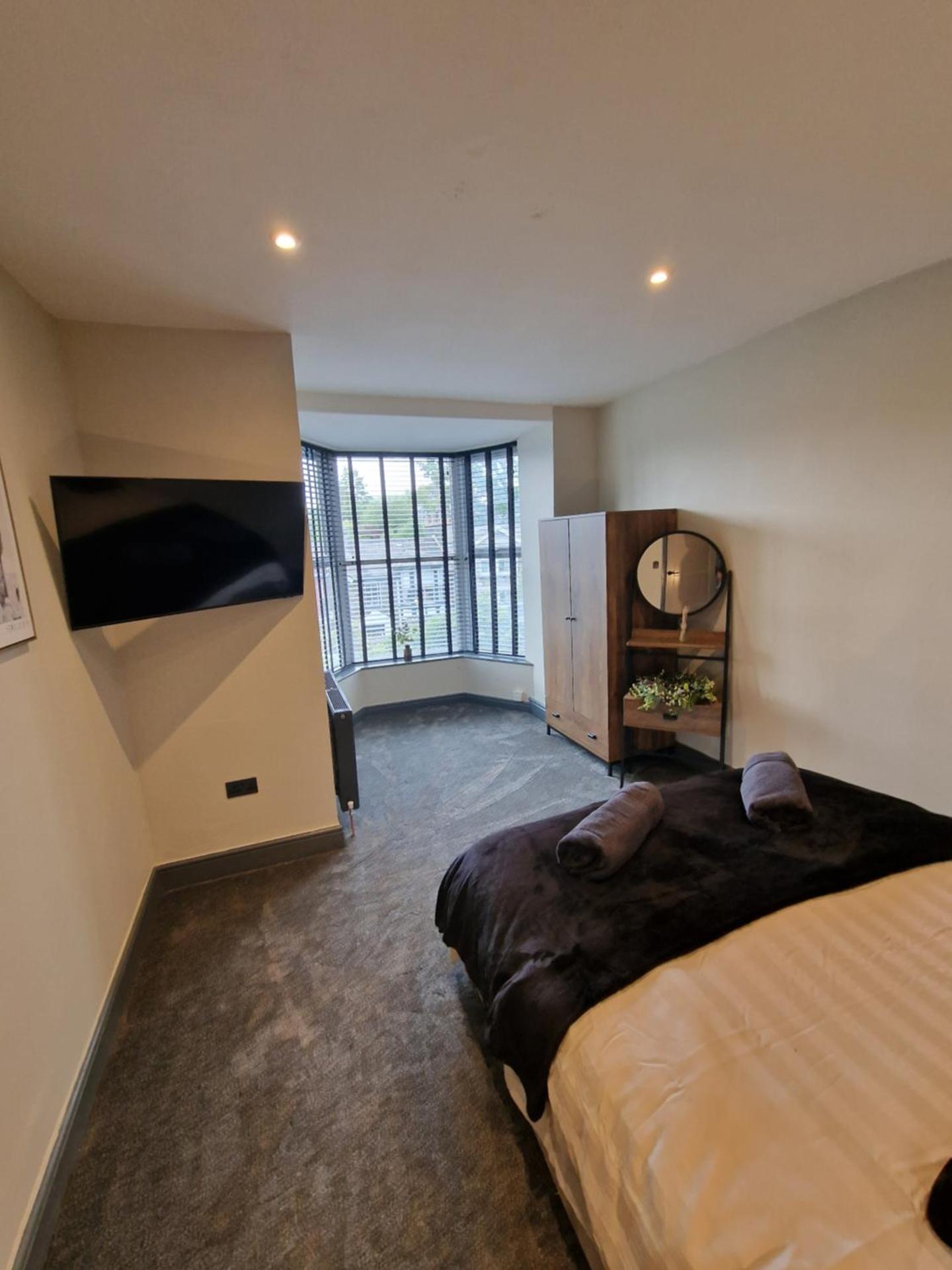 Townhouse - 6 Bed Hot Tub House