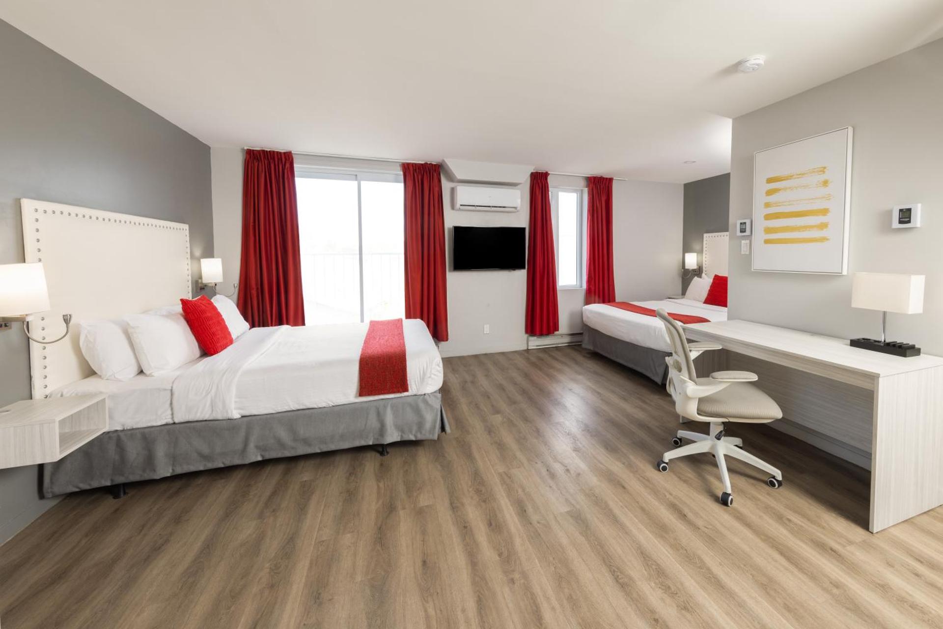 Photo of the whole room