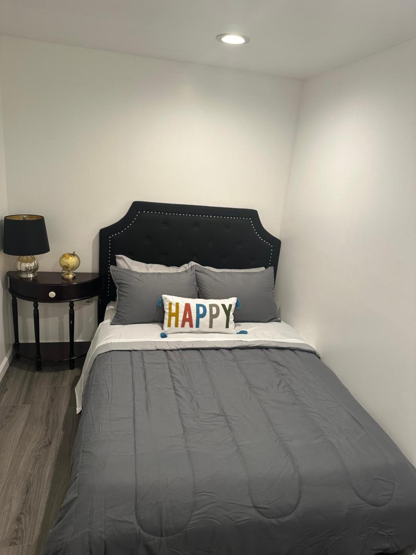 Majestic Lake Front Chalet