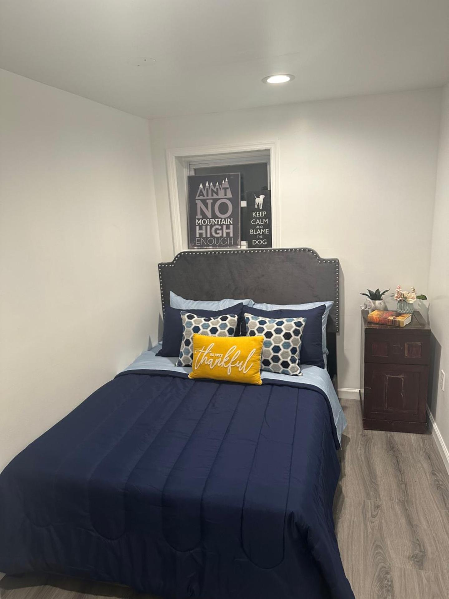 Majestic Lake Front Chalet