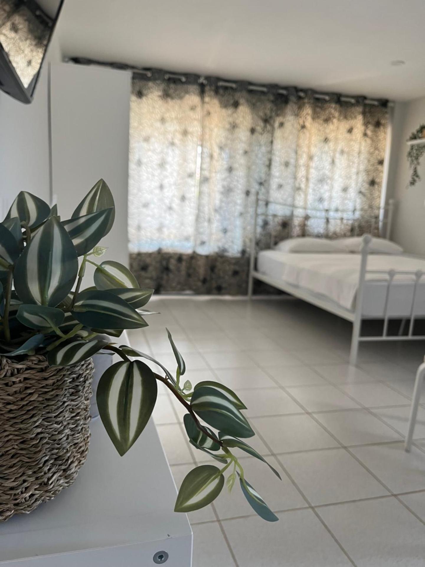 Cozy Mycenae Escape Near Ruins