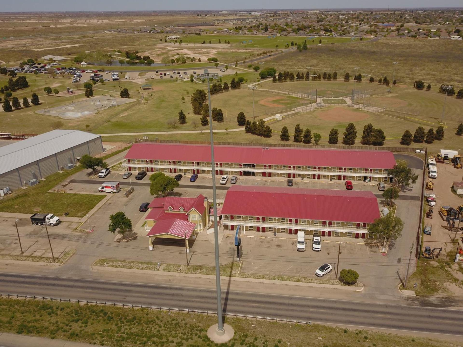 Victorian Inn Midland