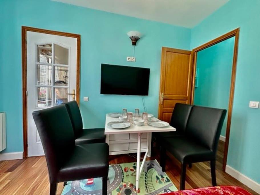 Apparemment - Tour Eiffel - Grenelle