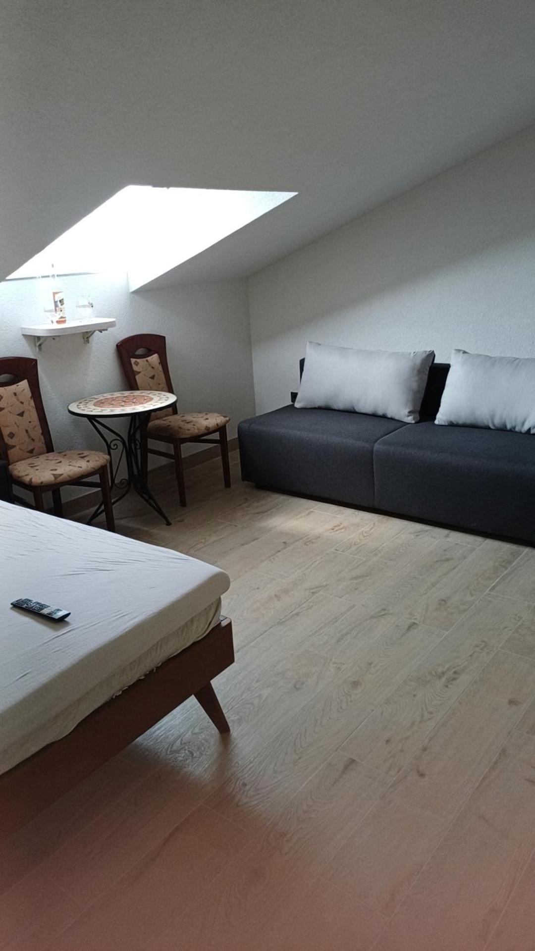 APARTMANI CENTAR Selce