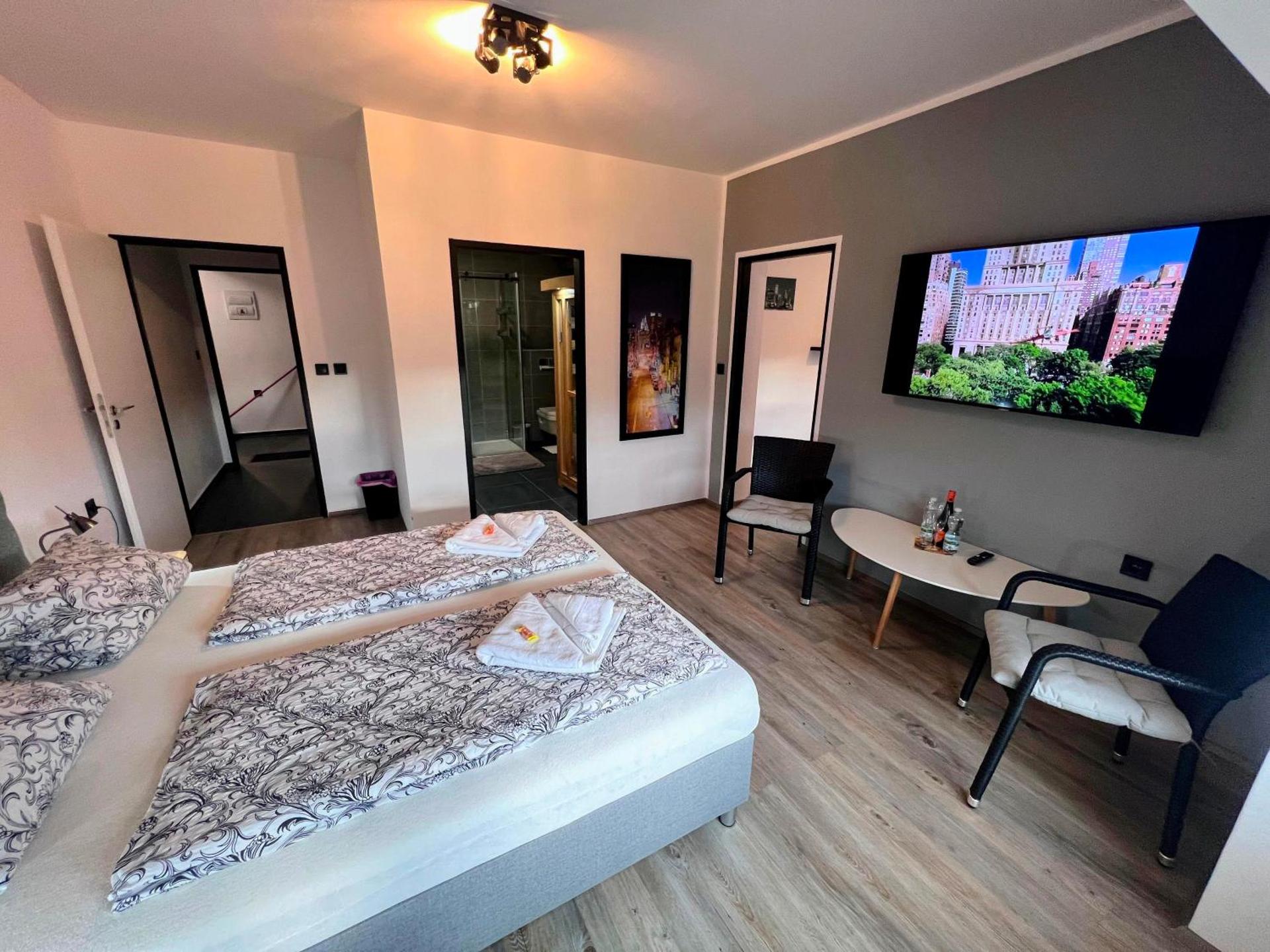 Two-Bedroom Apartment with Sauna