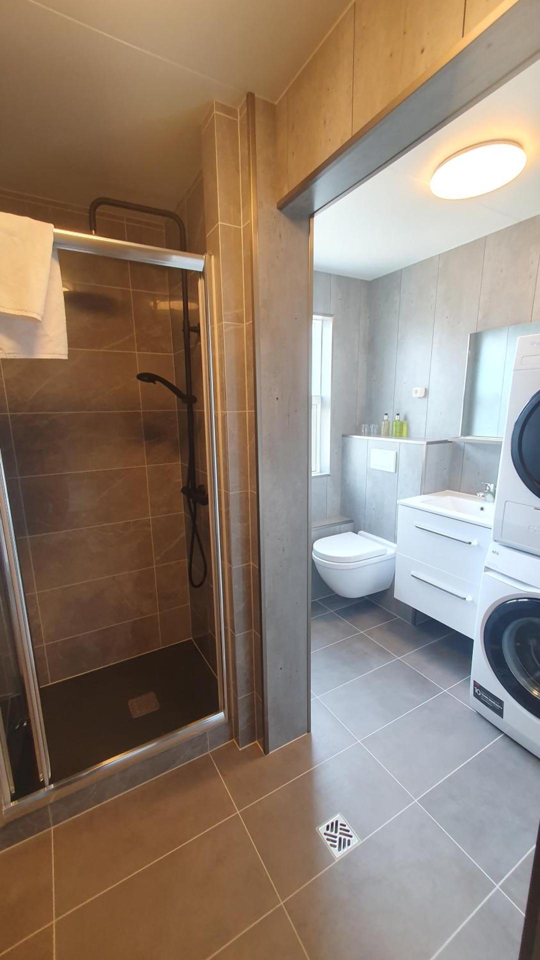 Twin Room with Private Bathroom