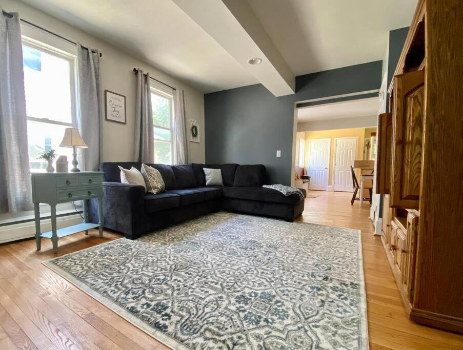 Cozy Main Street Flat